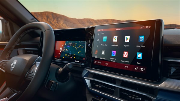 more than 100 apps accessible via Google Play - Renault Boreal